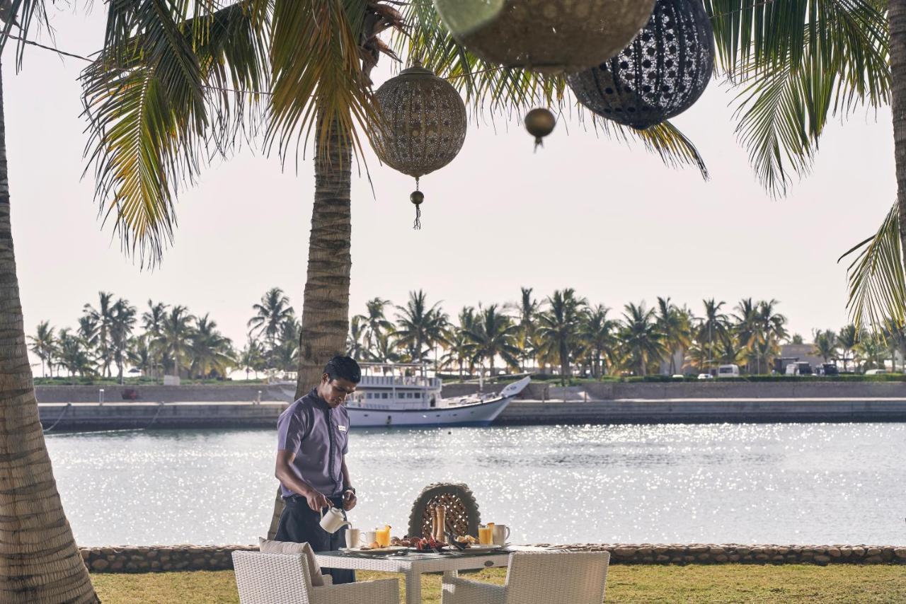 Fanar Hotel & Residences Salalah Esterno foto The Creek