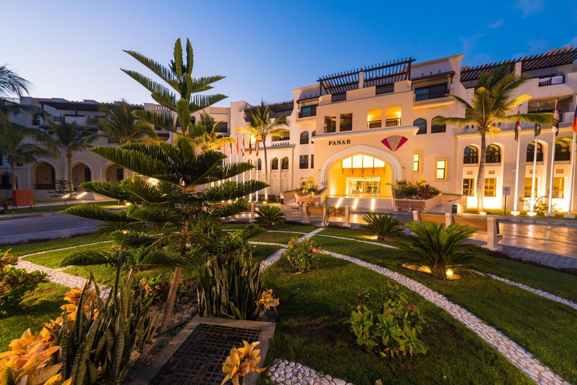 Fanar Hotel & Residences Salalah Esterno foto